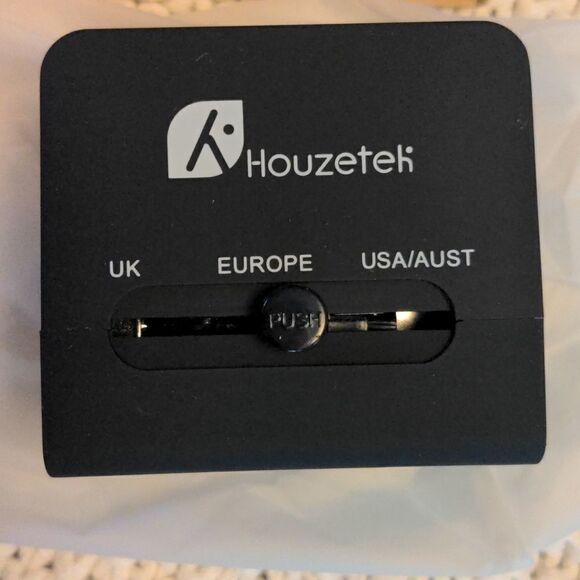 Houzetekātravelāadapter Plug š5āforĀ $25ā - Picture 5 of 8